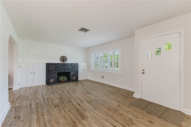 Photo - 1310 La Faunce Way