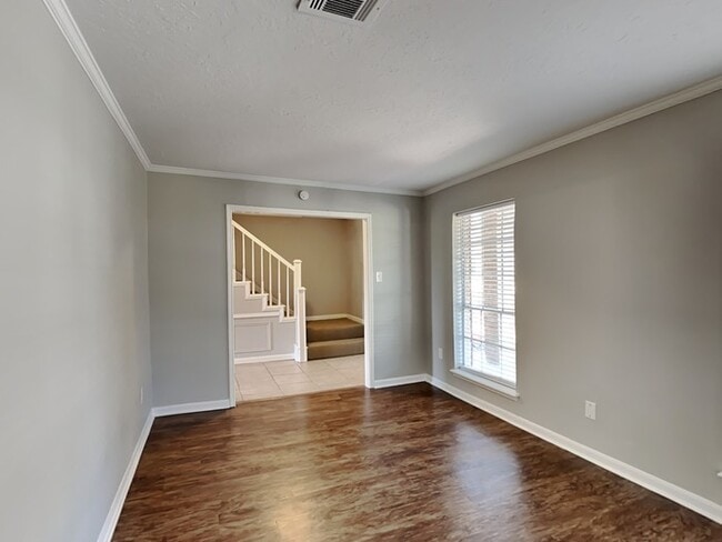 Photo - 7726-7712 12 Fairway Ln