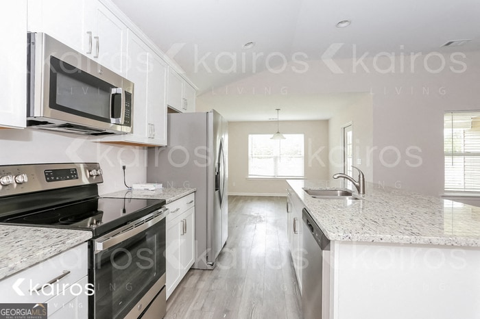 Photo - 15 Red Oak Dr.