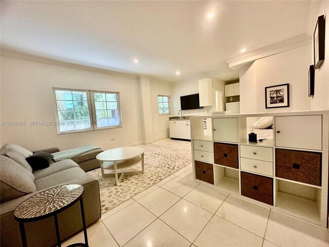 260 Euclid Ave Unit 6