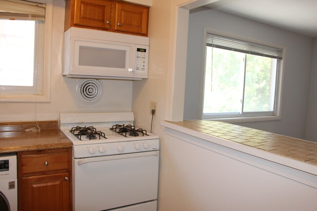 Photo - Ballston Garden Apartments