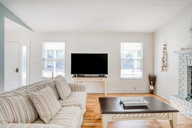 Photo - 314 24th St W Unidad SI ID1591427P