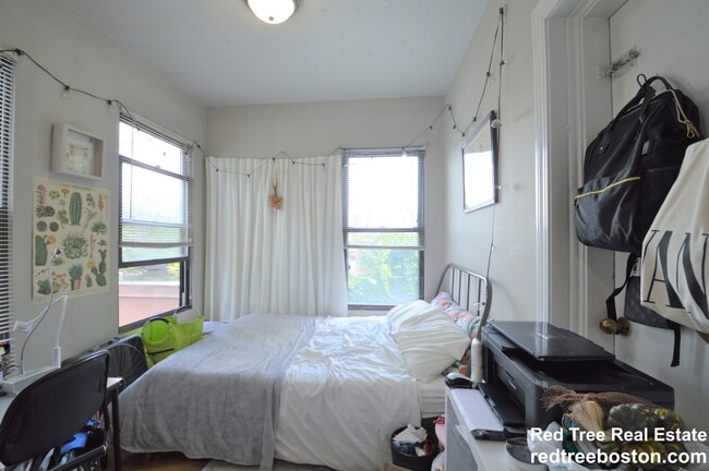 Photo - 43 Park Vale Ave Unit 3