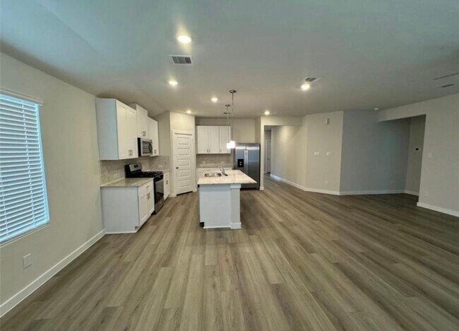 Photo - 6322 Buffalo Bnd Ln