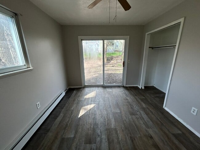Photo - 138 Mendel Ct Unit 1