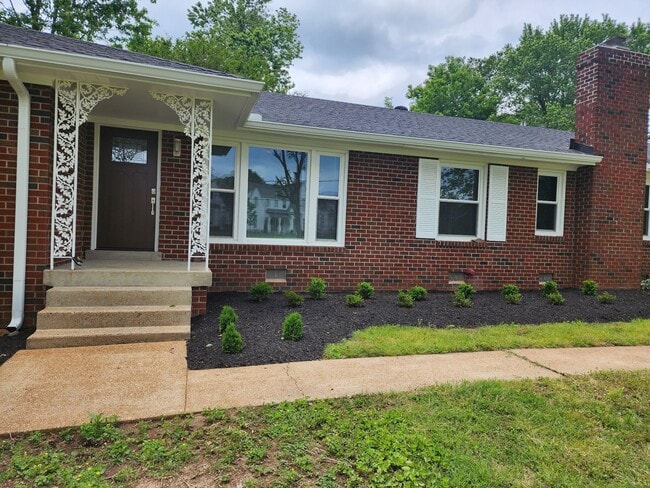 Photo - 5108 Cornwall Dr