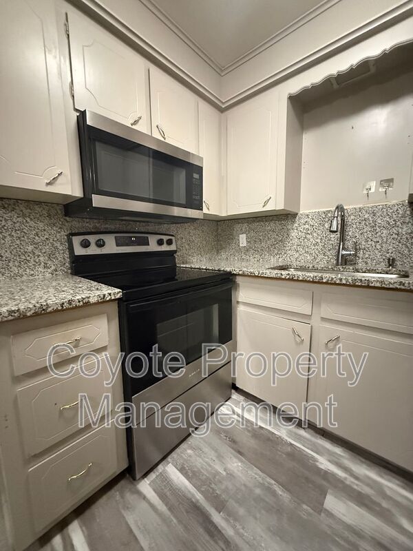 Photo - 1737 S Peoria Ave Unit 31