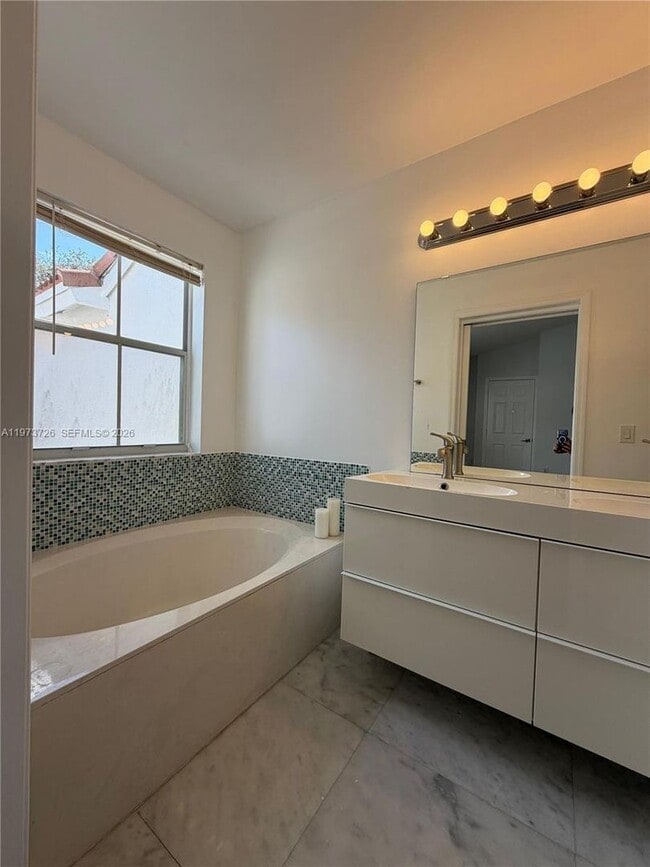 Photo - 1534 Weeping Willow Way