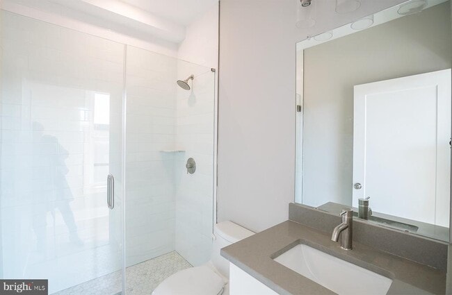 Photo - 720 N Preston St Unidad 2R