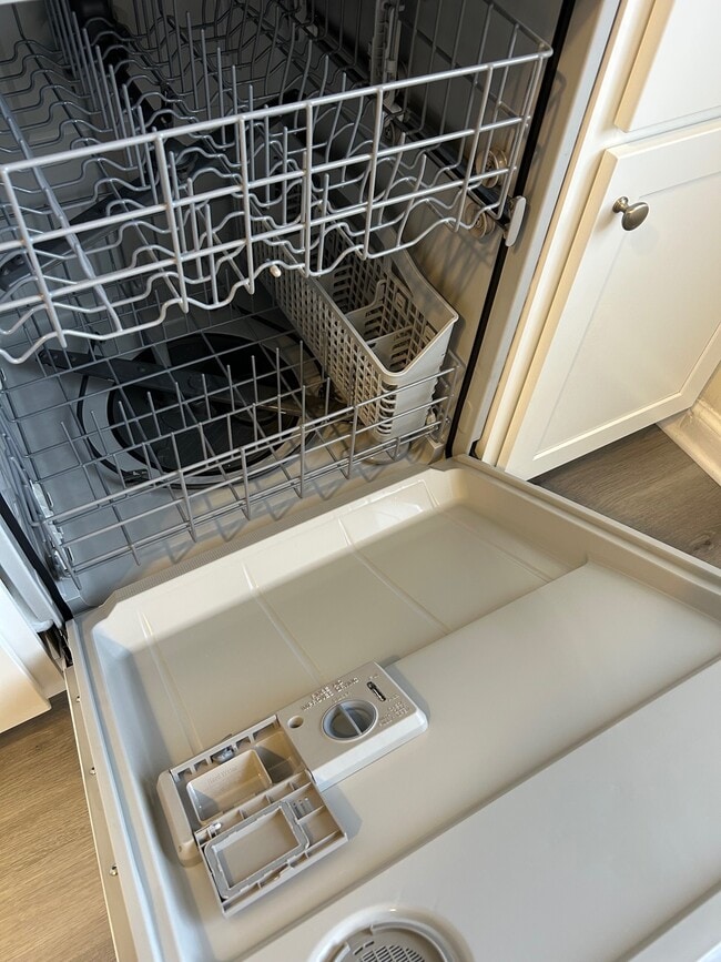 Photo - 318 E Henry Clay St