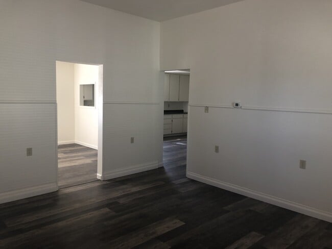 Photo - House with fenced backyard!