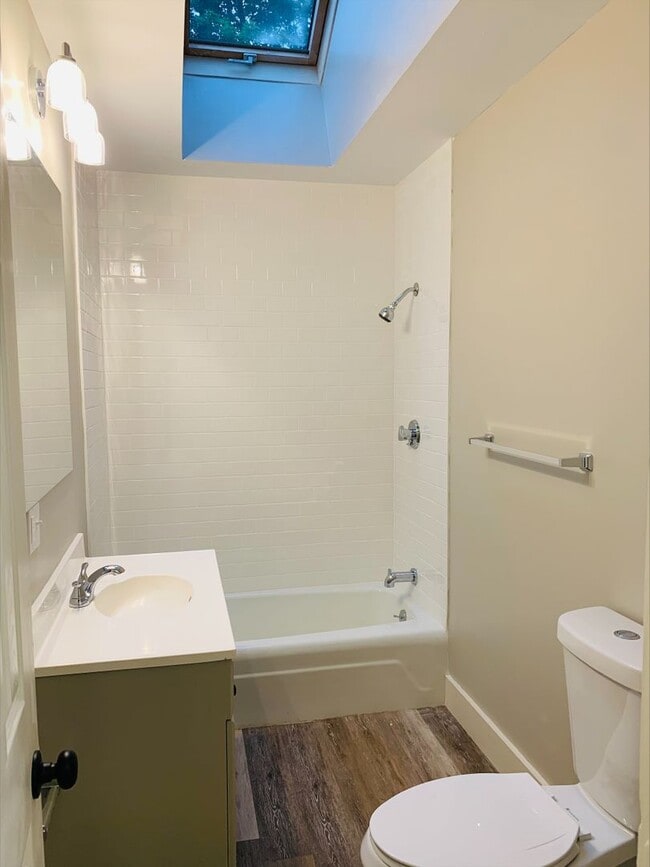 Photo - 1398 Quechee-Hartland Rd Apartamento Unidad # 2