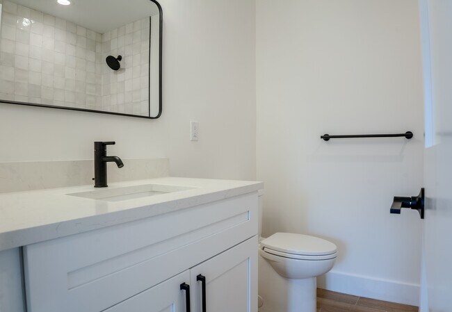 Photo - 238 SE 1st Ave Unit 1