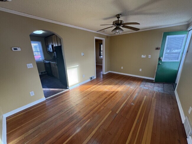 Photo - Charming & Cozy 1-Bedroom Retreat in Brooklyn Center – Perfect for Simplified Living!