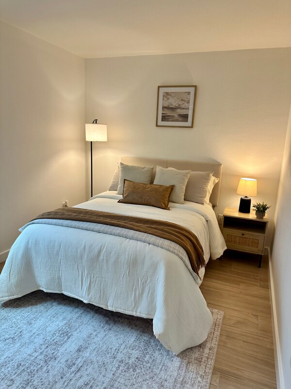 Photo - 6803 Hillcroft Dr