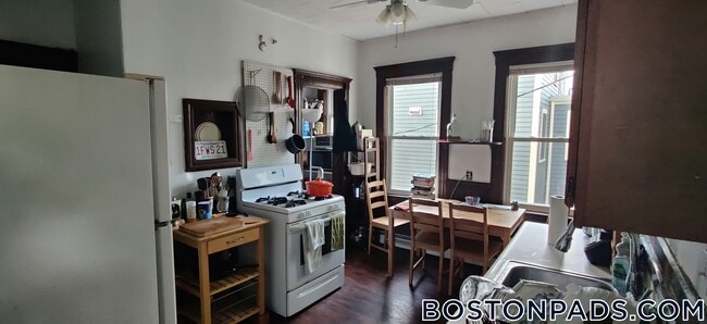 Photo - 122 Columbia St Unidad 2