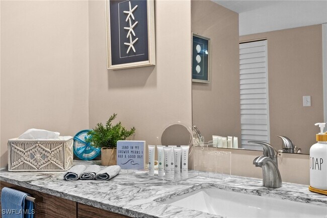 Building Photo - 413 Augusta Blvd Unit 302