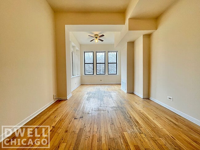 Building Photo - 2323 N Kedzie Blvd Unit 2
