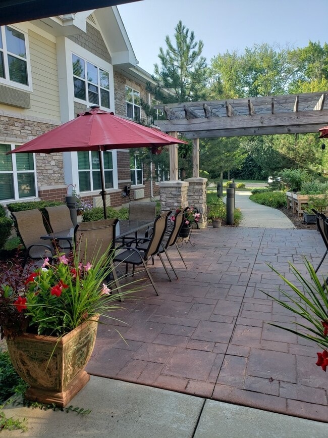 Photo - The Residences of Lake in the Hills Senior 55