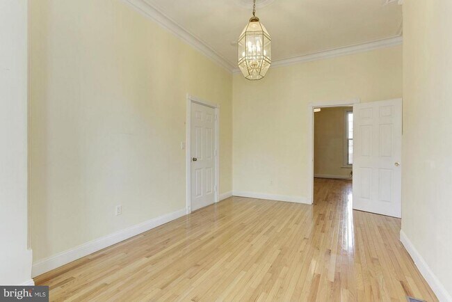 Photo - 1915 11th St NW