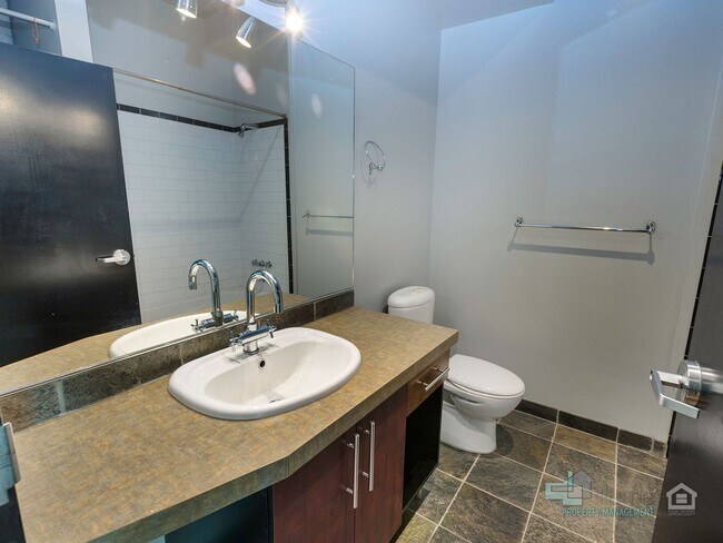 Photo - Beautiful Studio Condo in Portland!