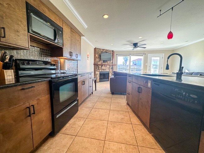 Photo - 15409 Salt Cay Ct Unidad G