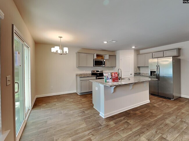 Photo - 302 Crooked Pne Ct