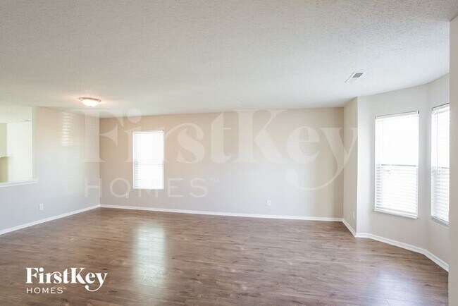 Photo - 7757 Wolfgang Pl