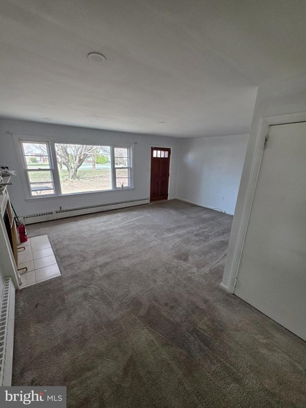 Photo - 926 Green Ln
