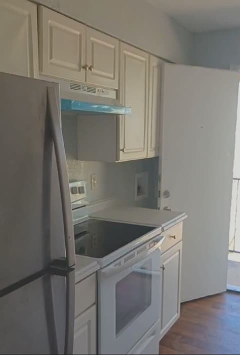 Photo - 100 Uhland Rd Unit 4