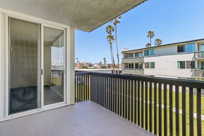 4200 S Harbor Blvd