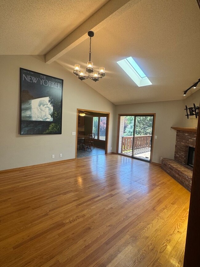 Photo - Exceptional 3+! Bedroom Inside & Out on a Private Cul-de-Sac Lot
