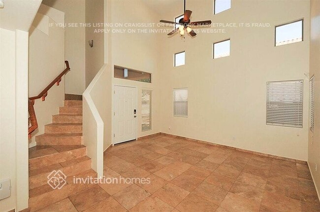 Photo - 7111 N 77th Dr