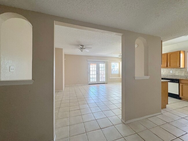 Photo - East El Paso 3 bed Refrig A/C!