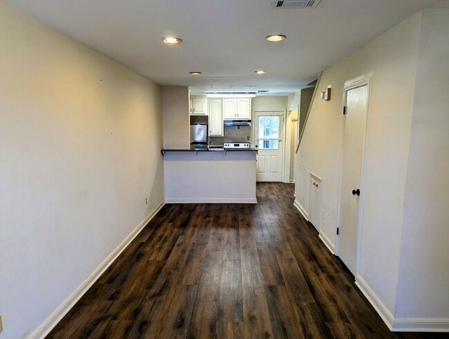 Photo - $500 OFF your 1st Month Rent! Casa