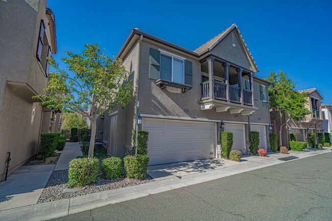 Charming 3-Bedroom Mariposa Townhome for R... - Charming 3-Bedroom Mariposa Townhome for R...