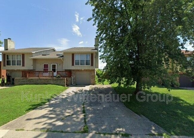 Building Photo - 716 Ganim Dr