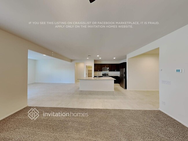 Photo - 18099 N Lakeside Ct