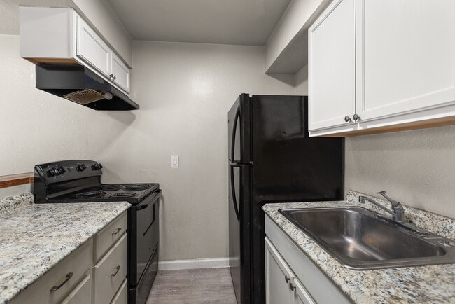 Photo - Gayle Villa Apartments