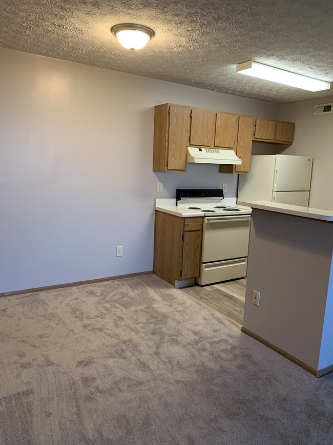 Kitchen - 4624 Barrington Club Dr Apartment Unit 4634