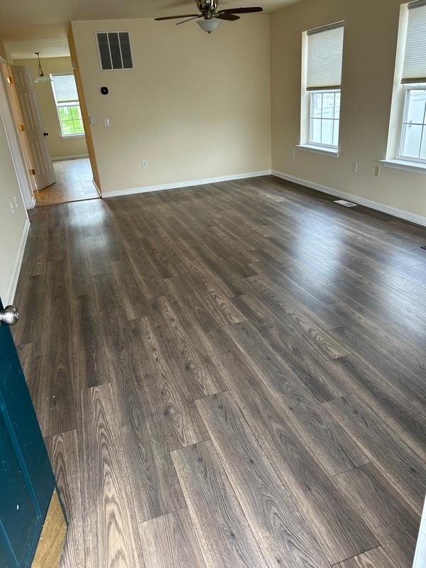 Photo - 409 Gandy Dancer Ct