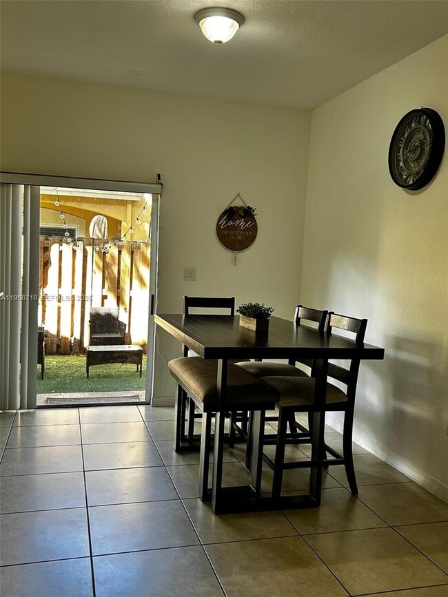 Photo - 10775 NW 83rd Terrace