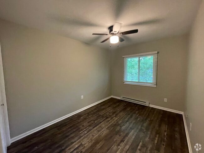 Building Photo - 207 W Walworth St Unit 26 Rental