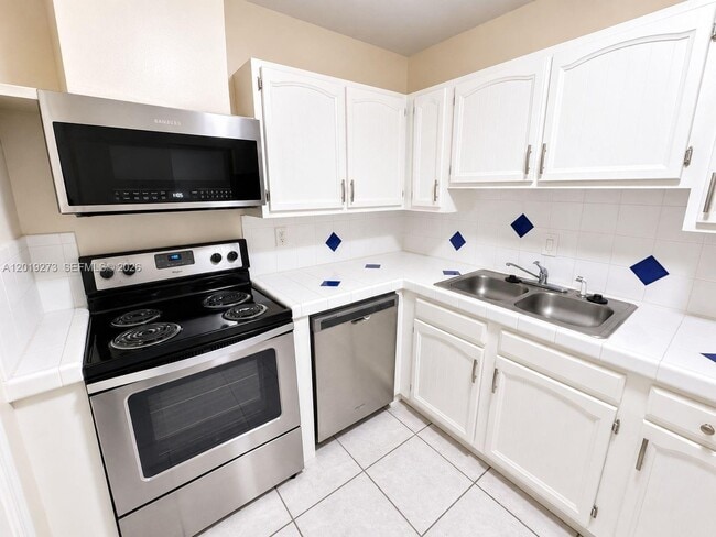 Photo - 5800 NE 22nd Way Unit 508