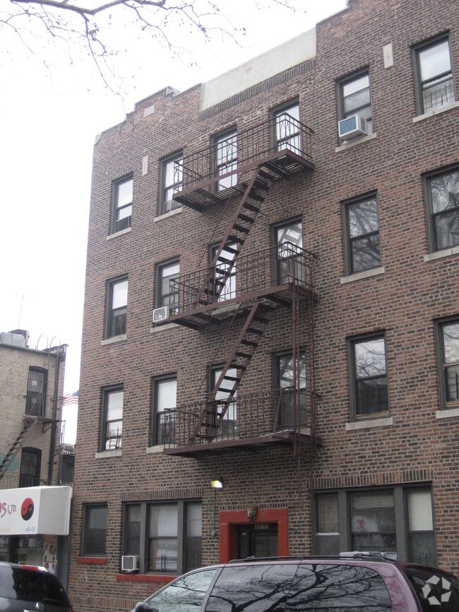 Primary Photo - 40-11 79th Street