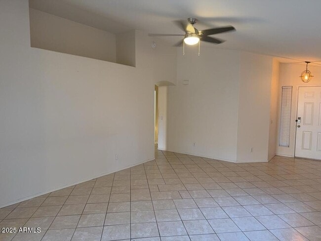 Photo - 4022 E Meadow Dr