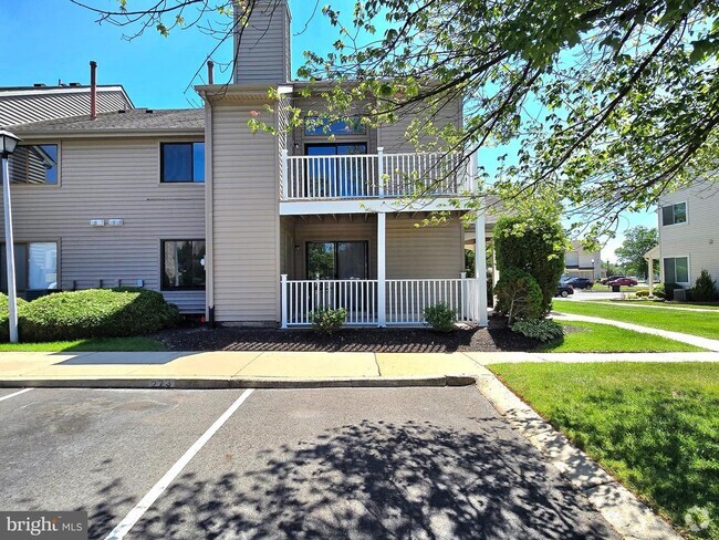 Building Photo - 2109 Sandra Rd Rental