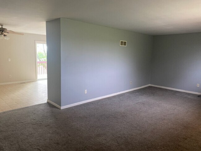 Photo - 103 Abens Ave Unidad 103A