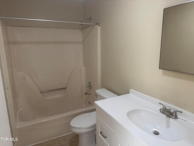 Photo - 1001 Kiser Blvd