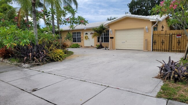 Photo - 2008 NW 3rd Ct